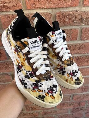 RARE Disney x Vans UltraRange Mickey Mouse Sneakers Women’s 8